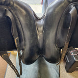 Used Hennig Dressage Saddle